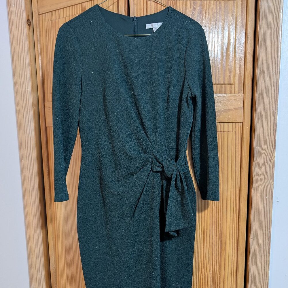 London Times Women's Green Sparkle Ruched Dress Size 4
